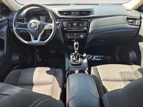 Used 2020 Nissan Rogue SV AWD/4WD image 18