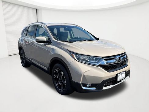 Used 2019 Honda CR-V Touring image 3