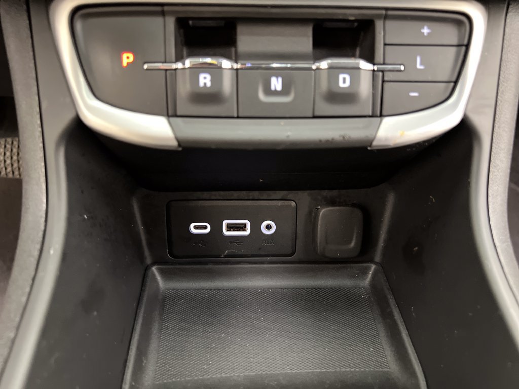 Used 2024 GMC Terrain SLE AWD/4WD image 52