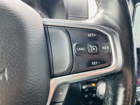 Used 2019 RAM 1500 Laramie image 31