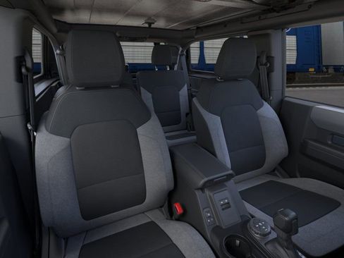 New 2025 Ford Bronco 2-Door image 17