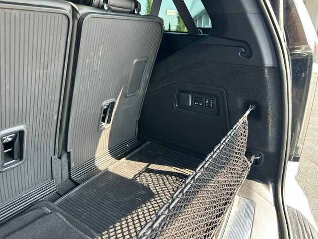 Certified 2026 Cadillac Escalade Sport w/ Touring Package AWD/4WD image 9