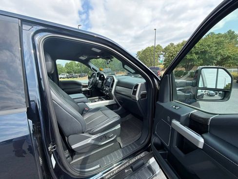 Used 2022 Ford F350 Lariat w/ Black Appearance Package AWD/4WD image 19