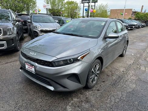 Used 2023 Kia Forte LXS FWD image 1