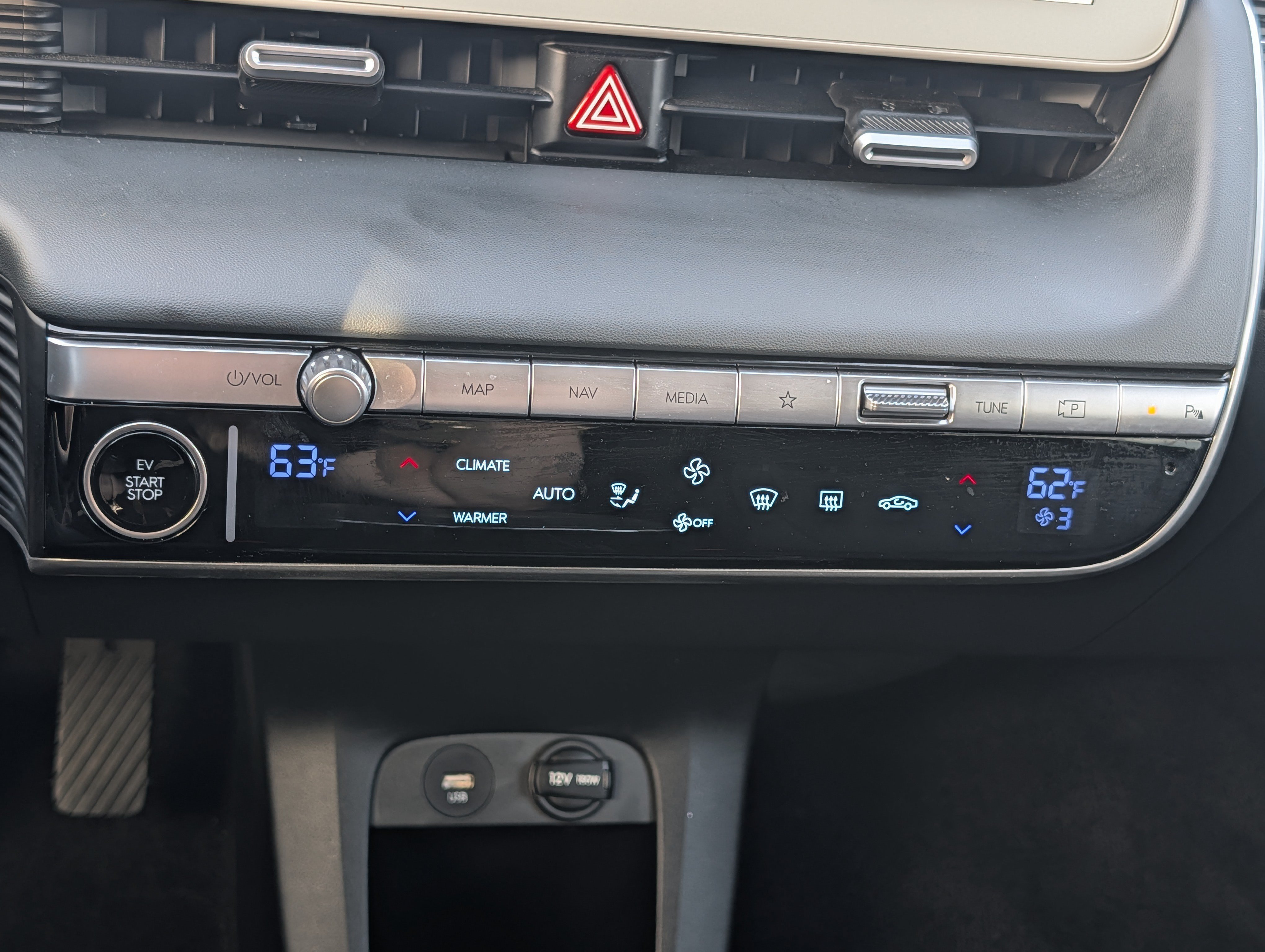 Certified 2024 Hyundai Ioniq 5 SEL AWD/4WD image 23