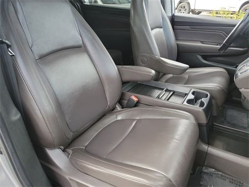 Used 2019 Honda Odyssey EX-L image 22