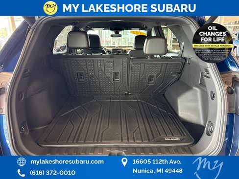 Used 2022 Chevrolet Equinox RS w/ LPO, Floor Liner Package AWD/4WD image 25