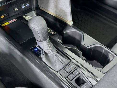 Certified 2025 Toyota Camry LE image 17