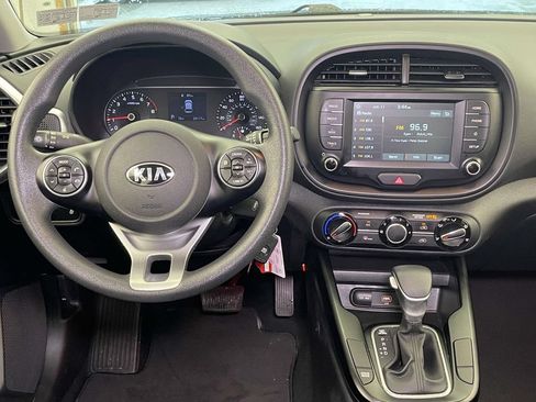 Used 2021 Kia Soul S FWD image 18