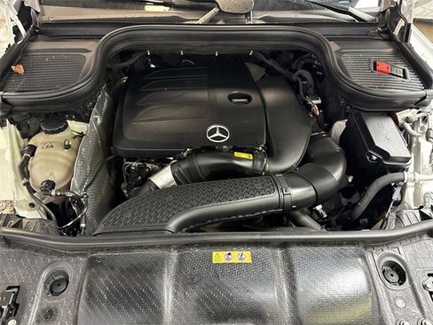 Used 2022 Mercedes-Benz GLE 350 4MATIC w/ AMG Line Exterior image 32