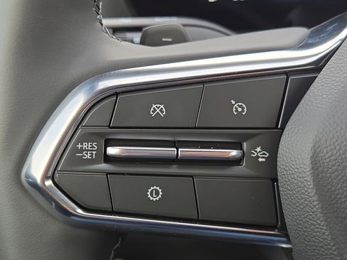 New 2026 Chevrolet Equinox LT w/ Midnight Edition image 24