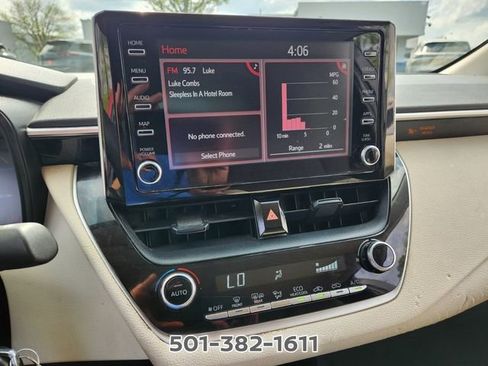 Used 2020 Toyota Corolla LE FWD image 22