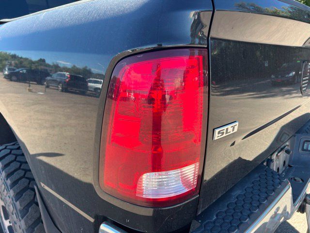 Used 2017 RAM 1500 Classic SLT AWD/4WD image 10