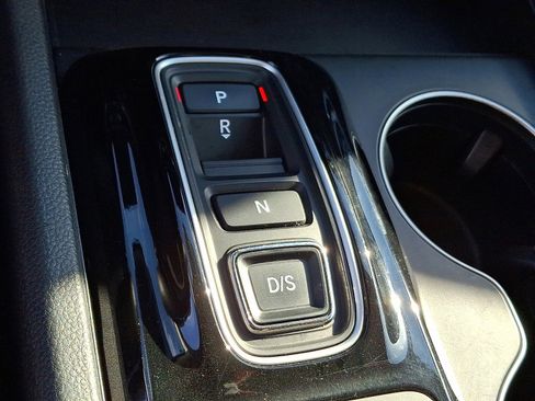 Certified 2023 Honda Pilot LX image 14