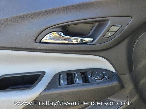 Used 2024 Chevrolet Equinox LS w/ LS Convenience Package image 19