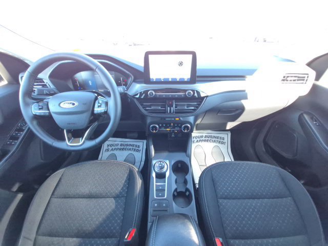 Used 2025 Ford Escape Active AWD/4WD image 19