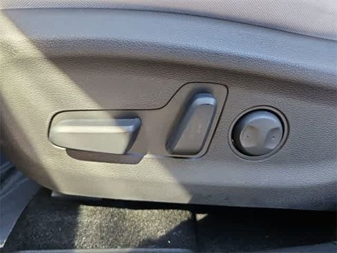 Certified 2023 Hyundai Kona SE image 17