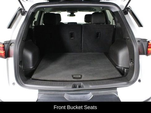 Used 2023 Chevrolet Blazer LT image 13