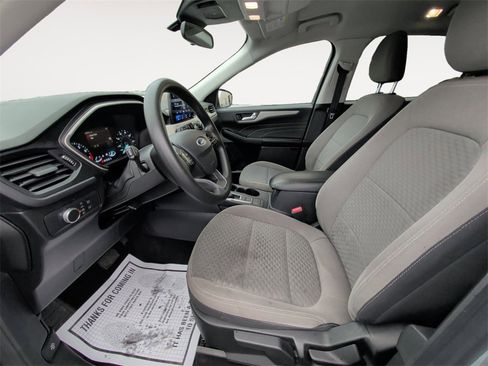 Used 2021 Ford Escape SE w/ SE Sport Appearance Package image 9