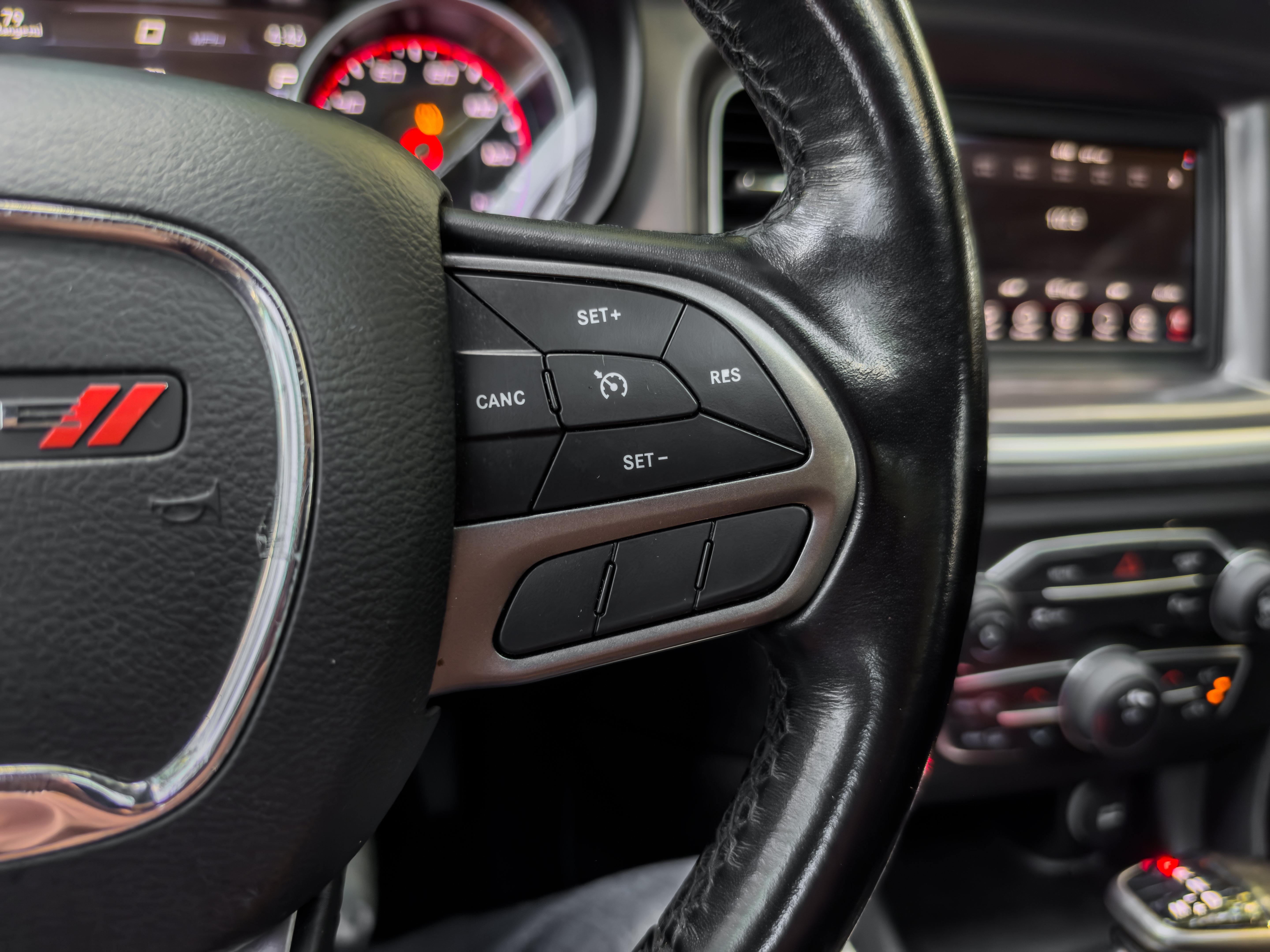 Used 2022 Dodge Charger SXT w/ Leather Interior Group RWD image 8