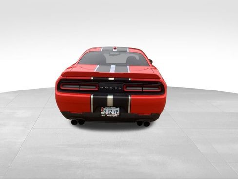 Used 2022 Dodge Challenger R/T image 18