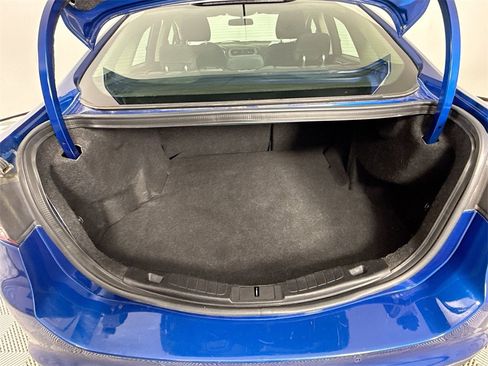 Used 2017 Ford Fusion SE w/ Fusion SE Technology Package image 23