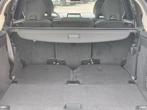 New 2025 Volvo EX90 Ultra w/ Protection Package Premier image 17