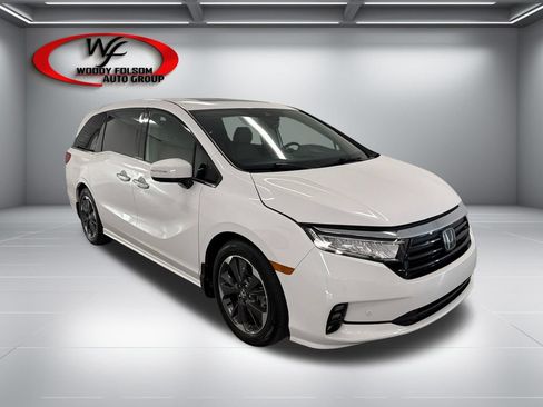 Used 2024 Honda Odyssey Elite image 3