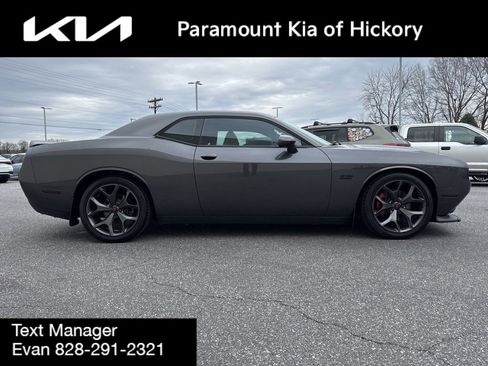 Used 2019 Dodge Challenger R/T image 8