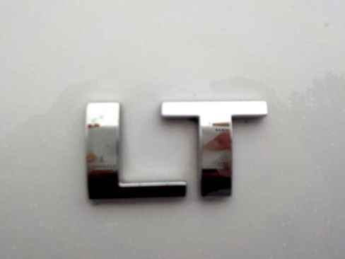 Used 2019 Chevrolet Suburban LT image 9