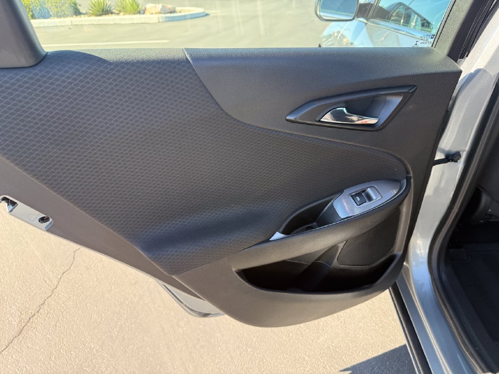 Used 2024 Chevrolet Malibu LT FWD image 14