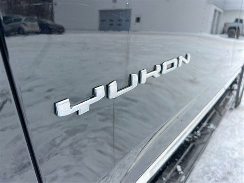 Used 2021 GMC Yukon SLT w/ SLT Luxury Plus Package image 33