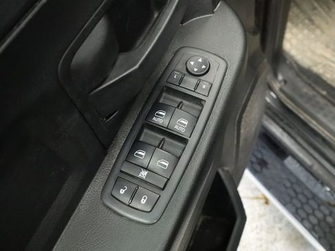 Used 2019 RAM 1500 Express w/ Express Value Package image 32