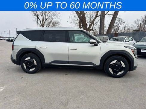 New 2026 Kia EV9 Wind image 4