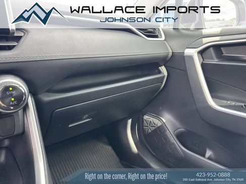 Used 2024 Toyota RAV4 LE AWD/4WD image 20