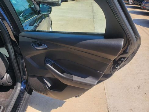 Used 2018 Ford Focus SE image 8