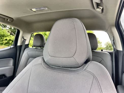 Used 2020 Chevrolet Colorado W/T w/ WT Convenience Package AWD/4WD image 25