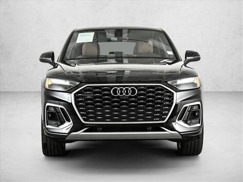 Certified 2025 Audi Q5 2.0T Premium Plus w/ Premium Plus Package AWD/4WD image 2