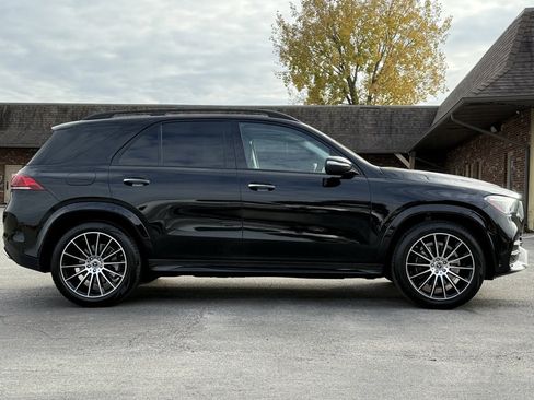 Used 2020 Mercedes-Benz GLE 350 4MATIC w/ AMG Line Exterior image 7