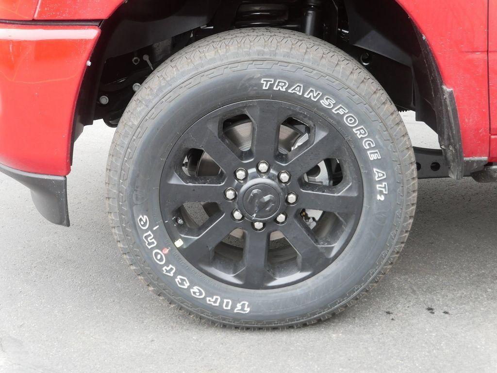 New 2026 RAM 2500 Laramie AWD/4WD image 5