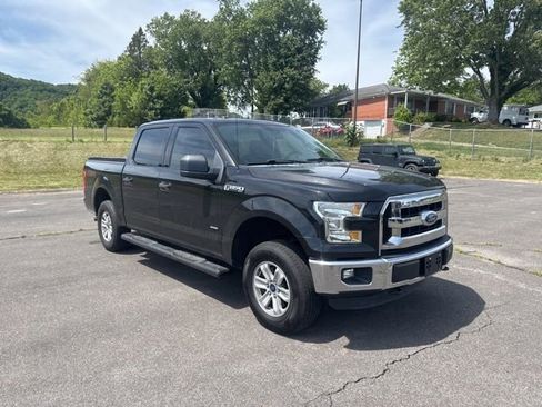 Used 2015 Ford F150 XLT w/ Trailer Tow Package AWD/4WD image 2