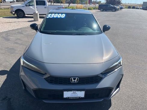 Used 2025 Honda Civic Sport image 3