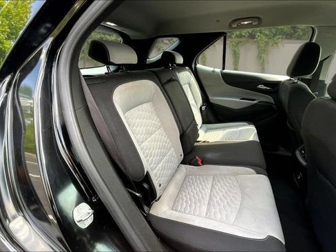 Used 2020 Chevrolet Equinox LS AWD/4WD image 23