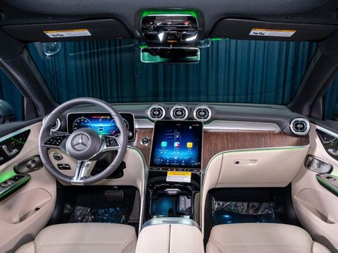 New 2026 Mercedes-Benz GLC 300 4MATIC image 13