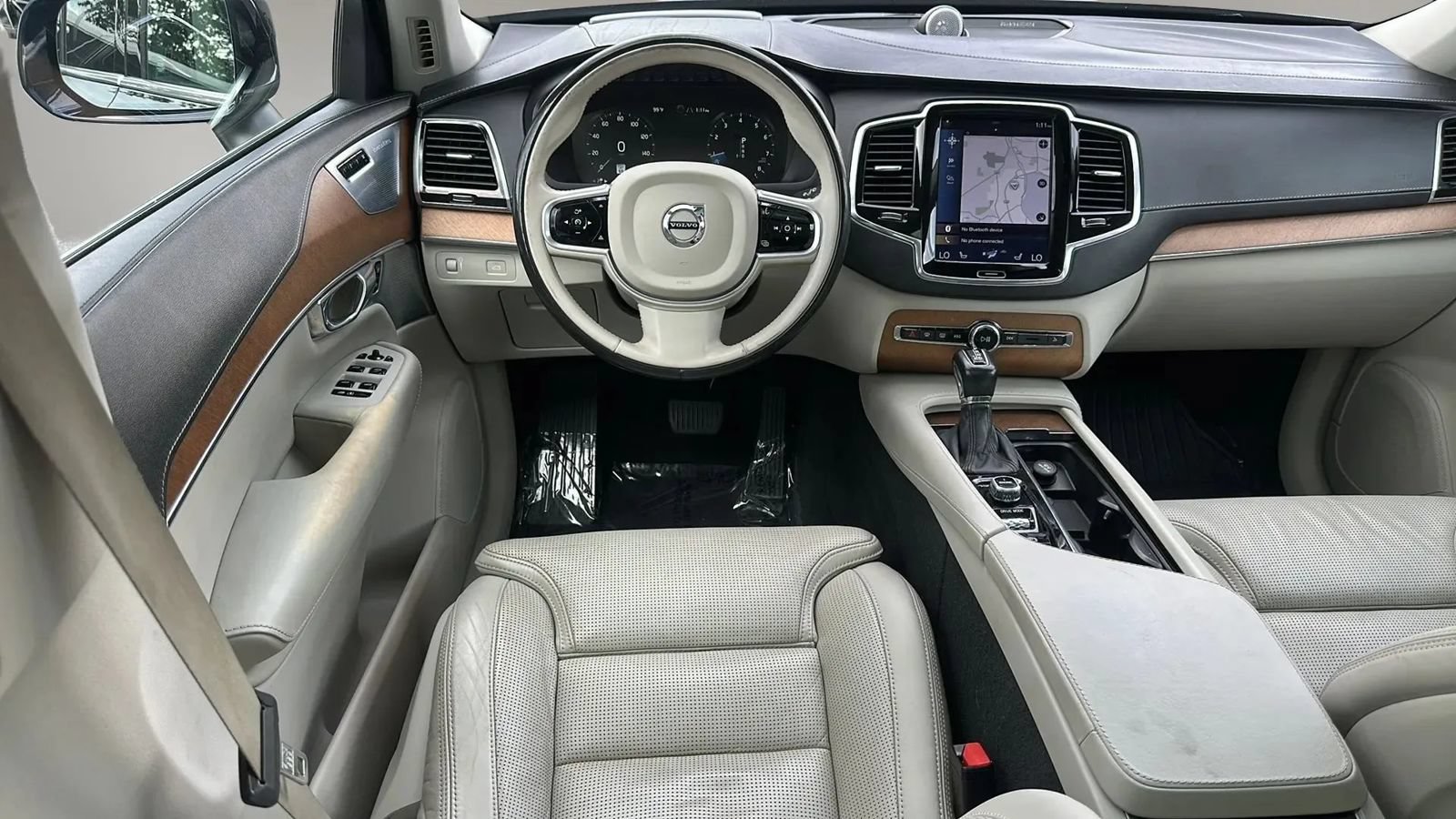 Used 2017 Volvo XC90 T6 Inscription w/ Vision Package AWD/4WD image 6