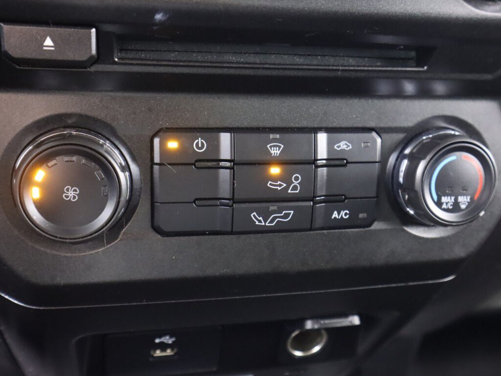 Used 2017 Ford F150 XLT AWD/4WD image 21