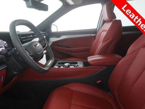 Used 2024 Jeep Wagoneer Launch Edition image 16