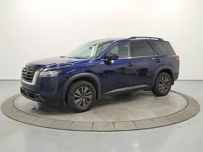 Used 2022 Nissan Pathfinder SV w/ SV Premium Package