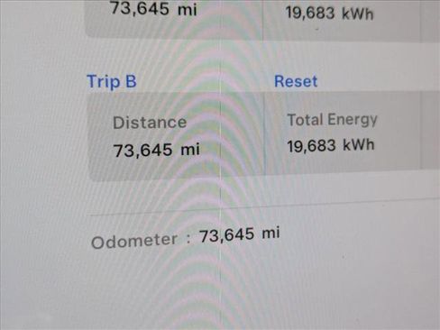 Used 2022 Tesla Model S image 12