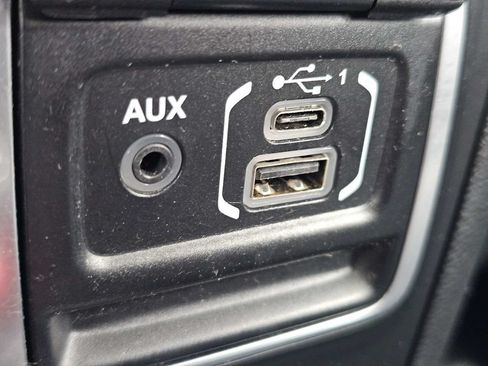 Used 2018 Jeep Wrangler Unlimited Sport S AWD/4WD image 21